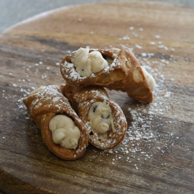 X3 Mini Cannoli.