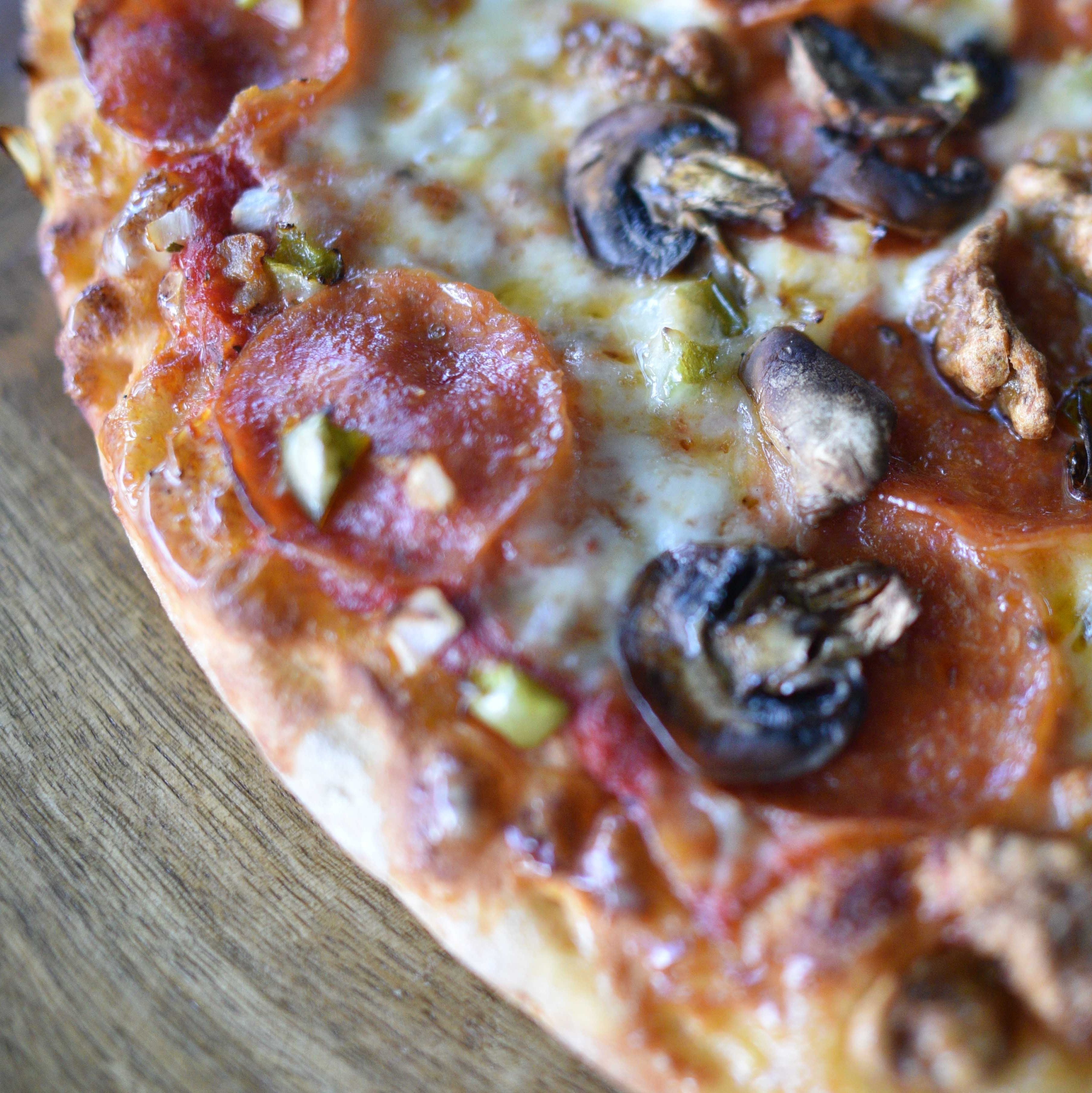 Louies "Special" Pizza | 10".