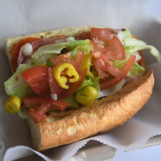Deluxe Combo Sub.